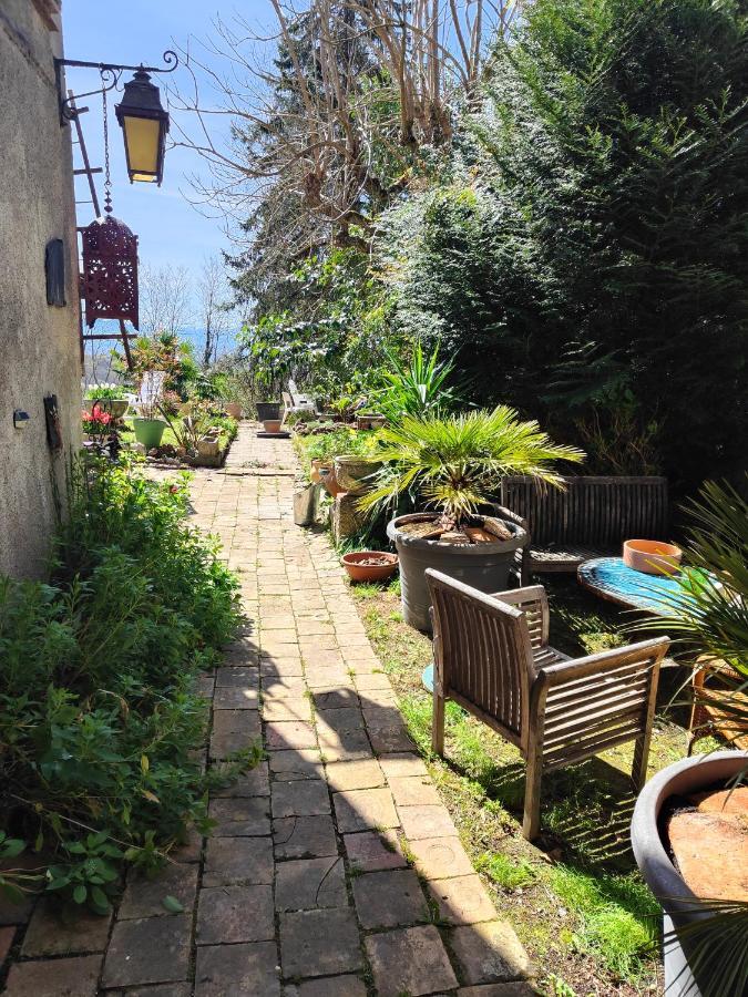 Le Chat Botte Chambres Et Table D'Hote Sur Reservation Arthez-de-Bearn Exterior foto